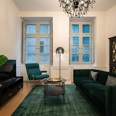 Le Baroque - Grand T2 Confort, Lit Queen Size * Castres (Tarn)